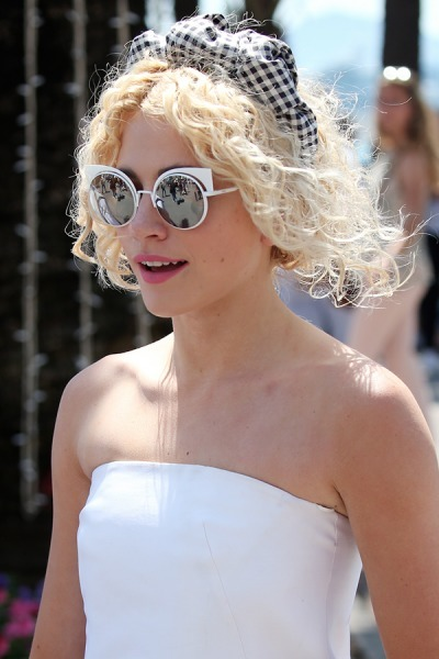 Gigi Hadid, Karlie Kloss and other celebrities have been wearing Fendi  EyeShine cat-eye sunglasses all summer