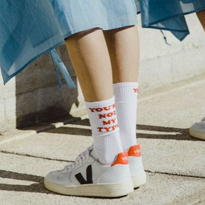 「小白鞋」還只穿 Converse？這 4 家質感小眾品牌你一定要知道，連約翰藍儂也是忠實粉絲！