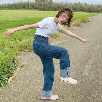 當個小隻女明明就超棒！跟著日本雜誌模特「柴田紗希」這樣穿，154cm 也能擁有多樣風格