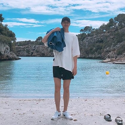 《The King：永遠的君主》中見不到的李敏鎬！率性大男孩的私服風格，休閒舒適最實穿！