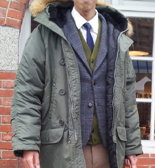 拿掉笨重,显矮的刻板印象!冬天就用 n3b 军外套做出 9 款多层次混搭