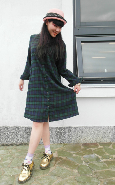 氣質古著大少女