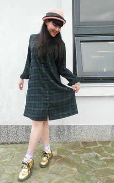 氣質古著大少女