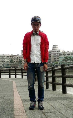 喜酒男孩