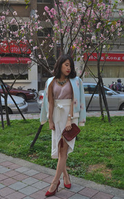 EXTREME FEMININITY  