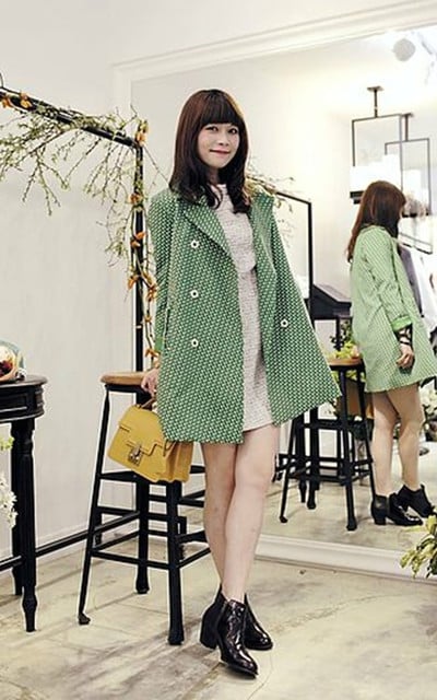 圓點女伶