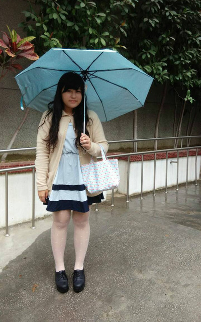 日系小清新之剛好下雨了