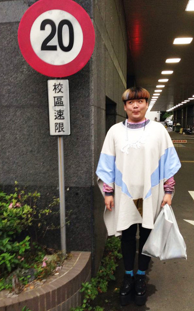 交通安全很重要 Part3 在學校不要開太快喲～