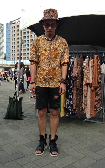 手手男孩..