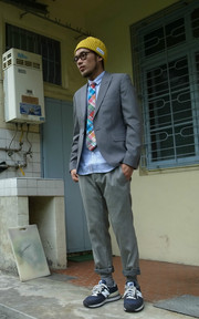 GREY SUIT
