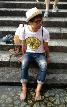 時尚穿搭：the Stone Roses@賀茂御祖神社
