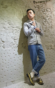 knitwear X jeans X Loafer