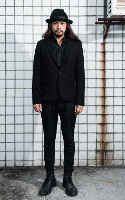 谈判,诱拐,诈骗,黑毛呢绅士帽,黑羊毛呢西装外套,黑色英国手工雕花靴