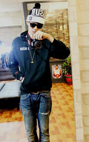 COOL & CUTE