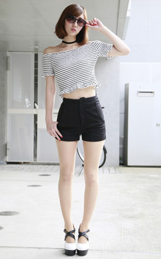 SIMPLE CASUAL STYLE