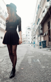 ALL BLACK