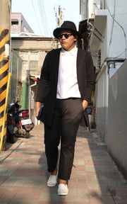 黑白