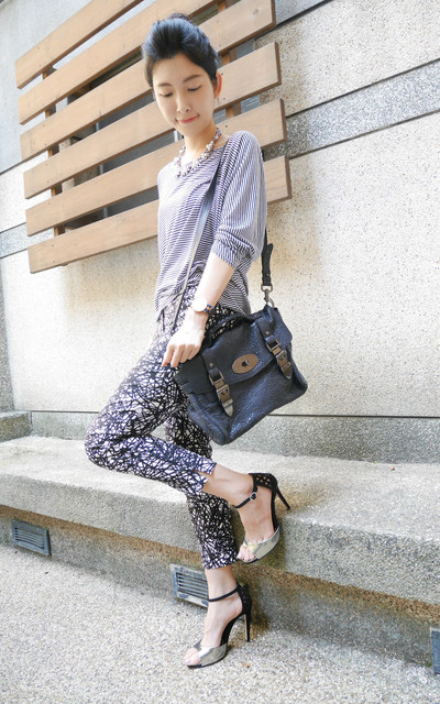 都會 女性 OUTFIT