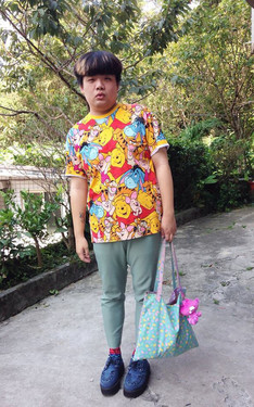 郊遊踏青的好日子，偶卻要去上班Q_Q