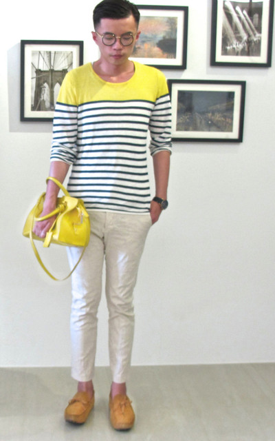 YELLOW