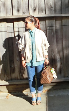  Change out your handbag