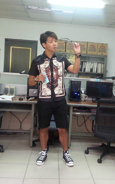 黑暗宮廷風