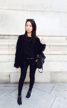 All black #ApuJan #fashionshow #SS15 #LFW