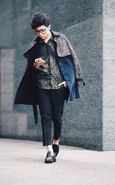TRENCH COAT, CHANGE LIFE.