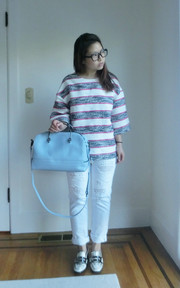 Dress up a pair of distressed jeans