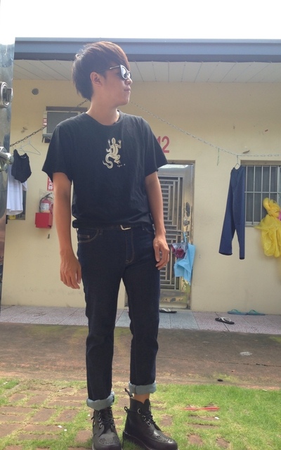 紮衣服也很飛遜
