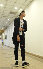 Black & White
