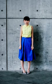 趁還有陽光前の撞色穿搭