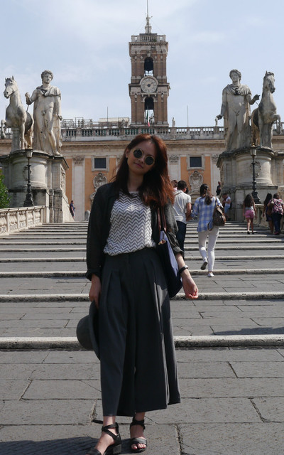 寬褲 in Italia