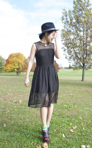  BLACK, BLACK, BLACK