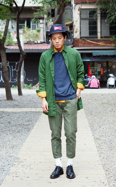 時尚穿搭：綠綠的