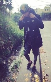 ALL BLACK