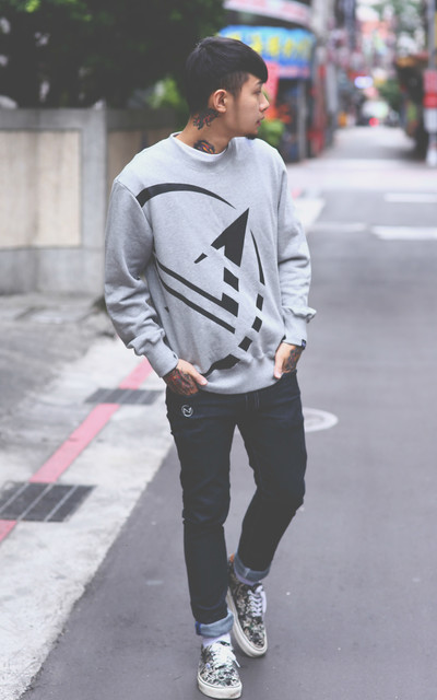 SWEATER X SKINNY丹寧 X VANS