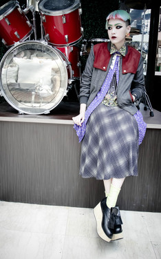 Mixing Old and New 不會打鼓但還是要假裝一下很酷