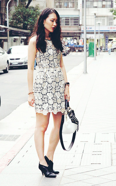 OUTFIT《 CLUB MONACO  》