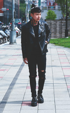 LOGO毛帽ＸRIDER JACKETＸHEATTECHＸUNDERGROUND