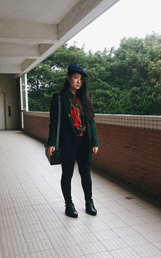 SCHOOL LOOK 2