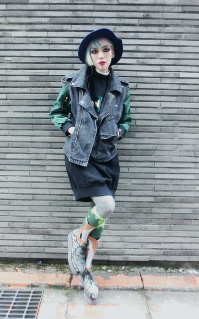 GREEN A LIVE