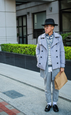 時尚穿搭：一個灰色紳士概念