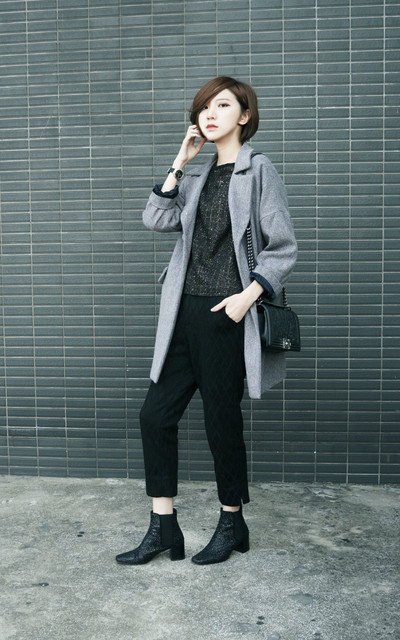 MINIMALIST STYLE