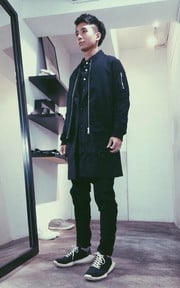 極簡的Look