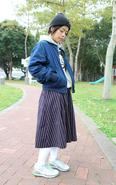BEAMS的winter sell 人好多壓~