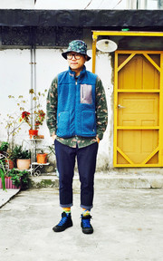 outdoor釣魚去?! outdoor也可很花俏!