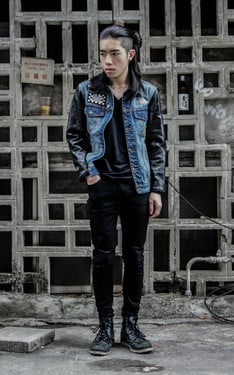 20150204 [ 我是否要插髮髻 ]