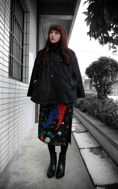 簑衣下的花朵