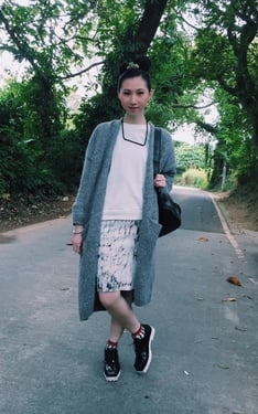 Go green w/ grey & white style :)